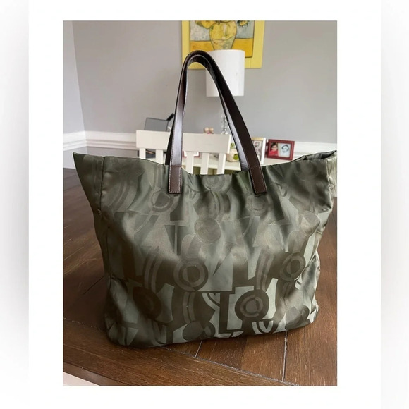 Salvatore Ferragamo logo tote bag - Picture 2 of 14